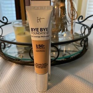 BYE BYE Foundation Full Coverage Moisturizer Med